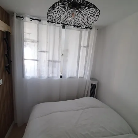 Panoramic Vue Imprenable, Calme Et Cosy A Saint Pierre La Apartment *